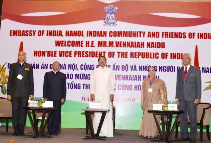 Vice President Naidu kicks off Vietnam's visit by addressing Indian community