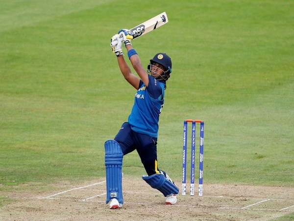 Sri Lanka opt to bowl against India