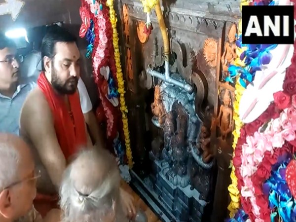 Thousands Flock to Ujjain's Nagchandreshwar Temple on Naag Panchami