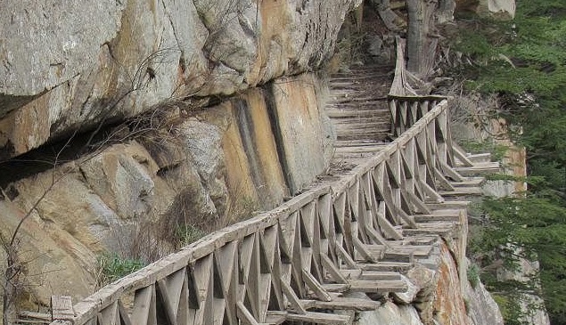FIR against unidentified people for defacing historic Gartang Gali wooden bridge in Uttarakhand