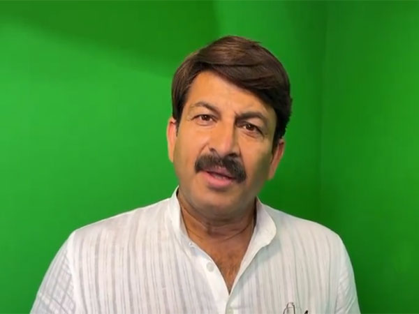 BJP's Manoj Tiwari Criticizes Rahul Gandhi for Comments Abroad