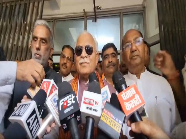 Khattar Urges Haryana Residents to Scrutinize Congress' Promises