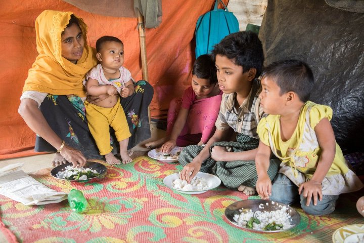 Bangladesh: UK extends support for Rohingya refugees and host community