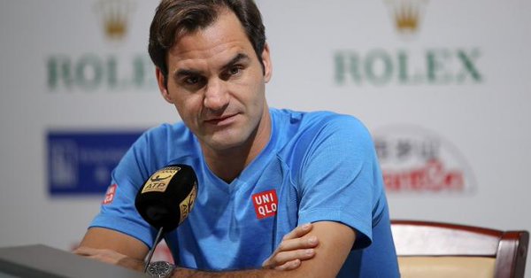 Defending Champion Roger Federer blocked access to locker room in Australian open