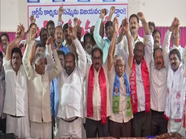 Telangana: Major political parties display solidarity with striking RTC workers