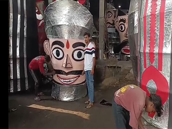 Generations of Craft: Muslim Family's Record-Breaking Ravana Effigy