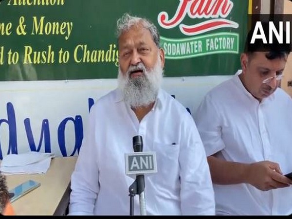 Minister Anil Vij's Meeting Marred by Missing Officers