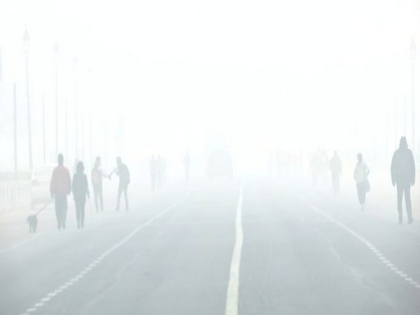 Delhi air quality in 'very poor' category today with moderate fog