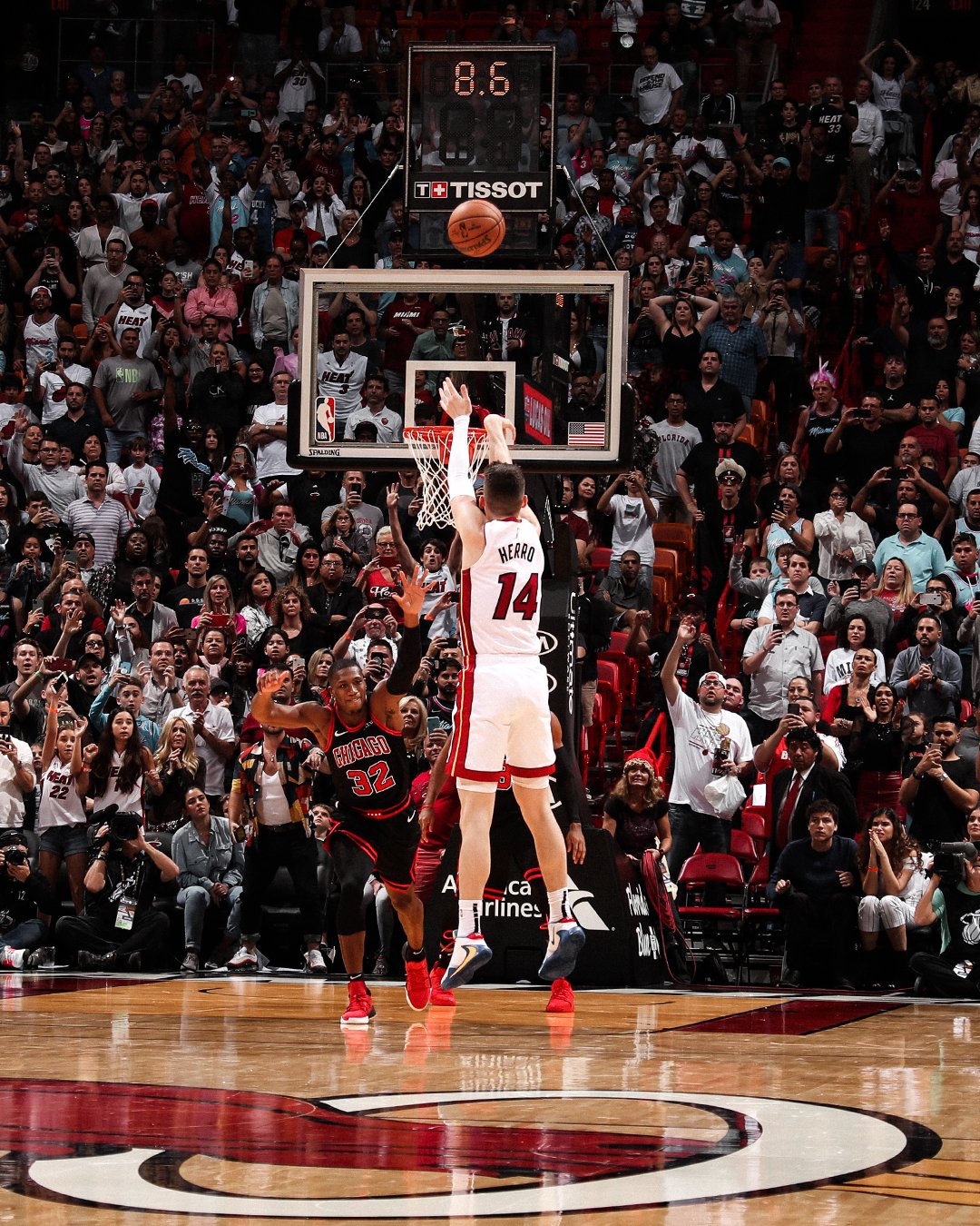 NBA roundup: Heat honor Wade, crush Cavs