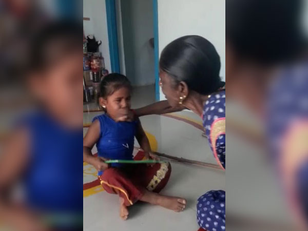 Anganwadi worker who thrashed child to be suspended, says K'taka child welfare dept