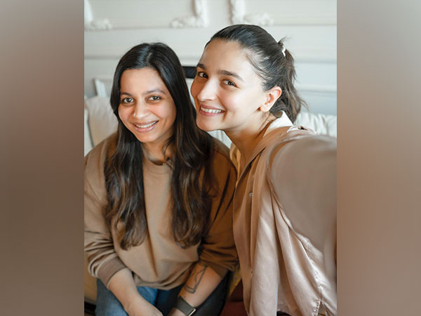  Alia Bhatt receives cute note from sister Shaheen on National Siblings Day 