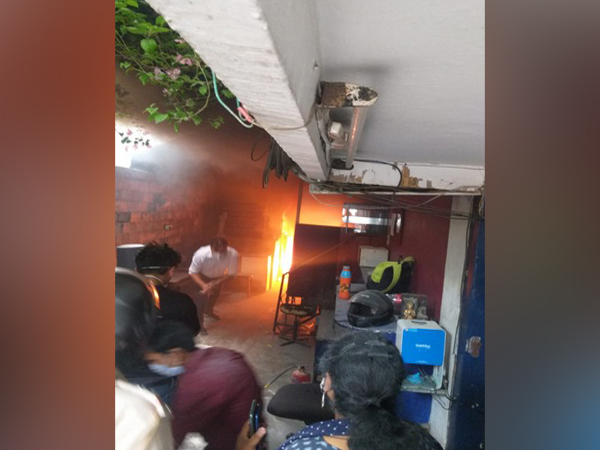 Fire breaks out at biggets lab conducting over 1000 RT-PCR COVID tests daily in Delhi