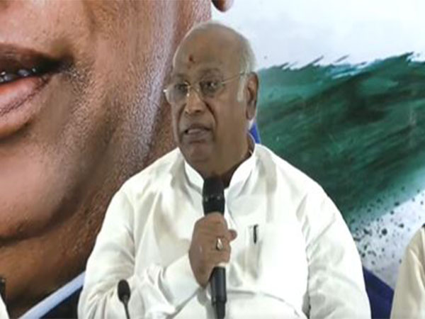 "BJP government works for rich people," alleges Congress chief Mallikarjun Kharge