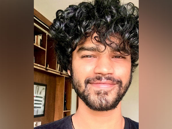 Irrfan Khan's son Babil shares a picture of the late actor with