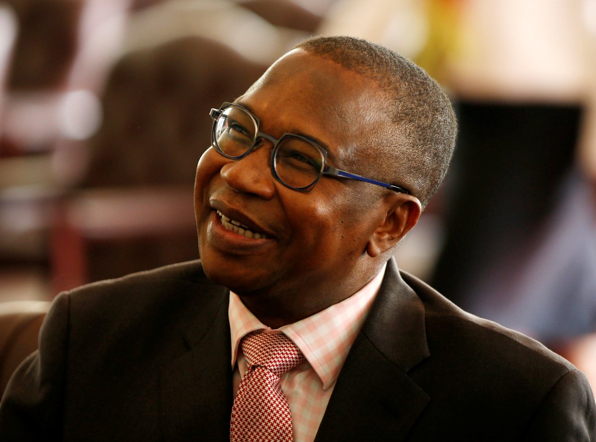 UPDATE 2-New Zimbabwe finance minister wants to clear World Bank arrears