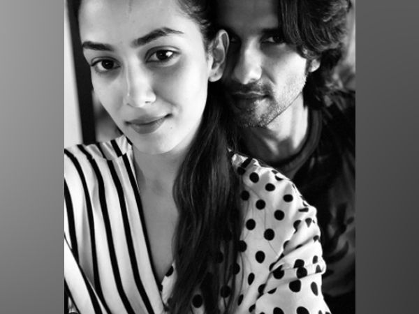 Shahid, Mira stun in latest monochrome picture