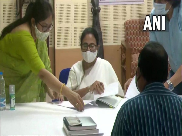 Mamata Banerjee files nomination for Bhabanipur by-poll 