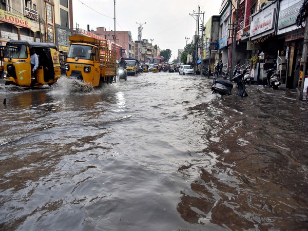 IMD issues heavy rain alert for north, central Telangana