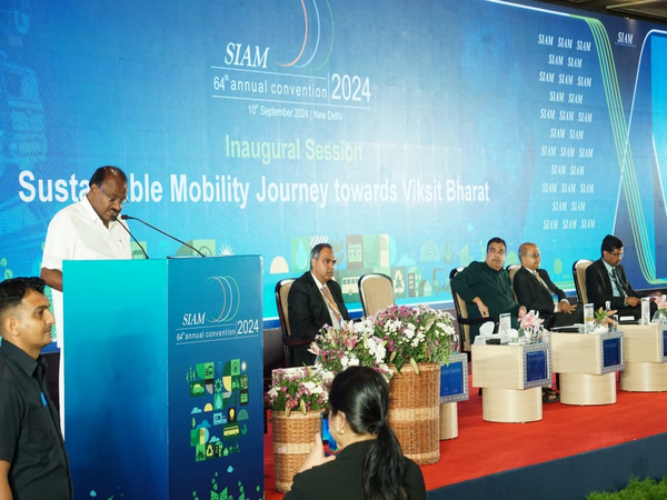 HD Kumaraswamy Highlights Indian Auto Sector's Role in Economic Growth at SIAM Convention