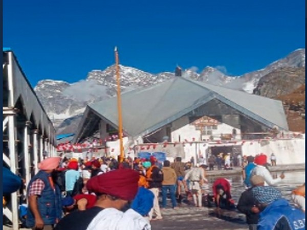 Uttarakhand: Gurudwara Hemkund Sahib's portals closes for winter season