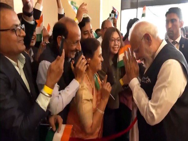 PM Modi Strengthens India-Laos Ties in Vientiane Visit