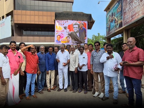 Rajinikanth Fans Go All Out for 'Vettaiyan' Premiere