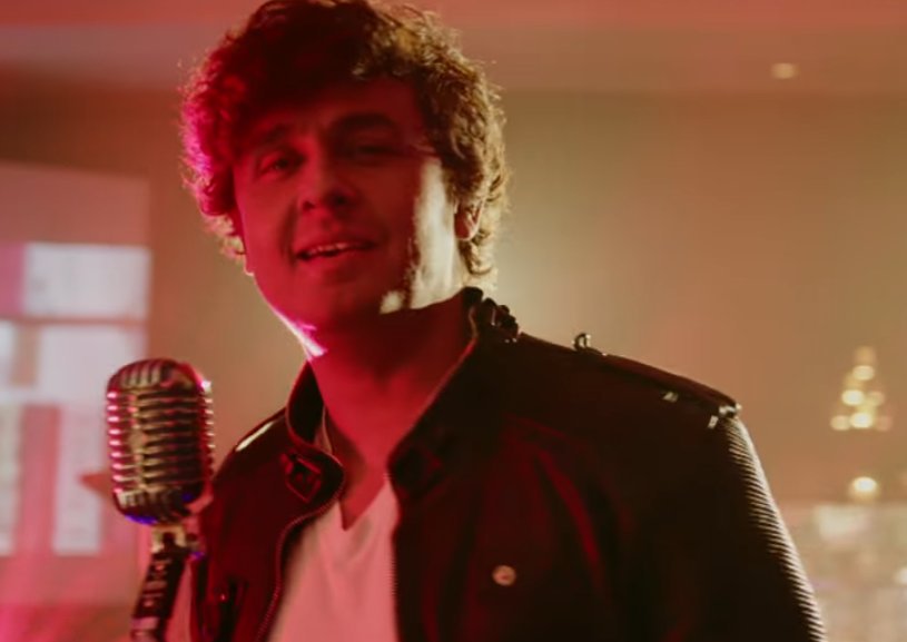 Sonu Nigam lands in controversy after 'being better off being born in Pakistan' comment 