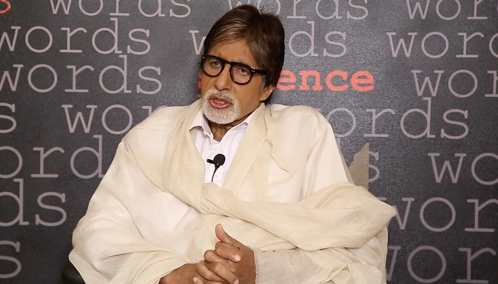 Amitabh Bachchan recites poem on coronavirus, asks fans to wash hands