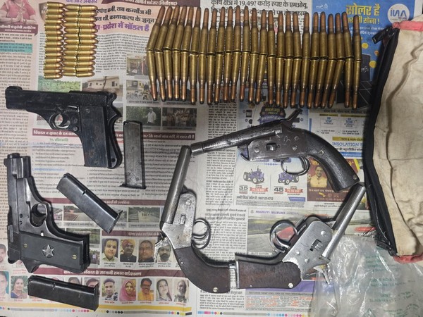 Kolkata Police STF Detains Man with Cache of Firearms