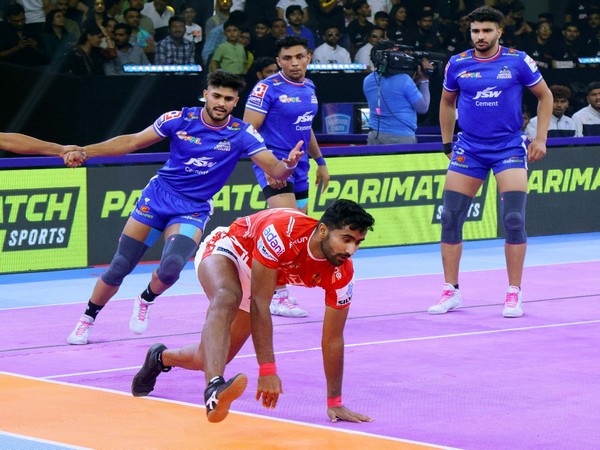 Haryana Steelers Dominate Gujarat Giants with Strategic Precision in PKL Showdown