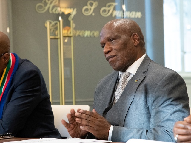 Minister Zokwana to host stakeholders through service delivery forum