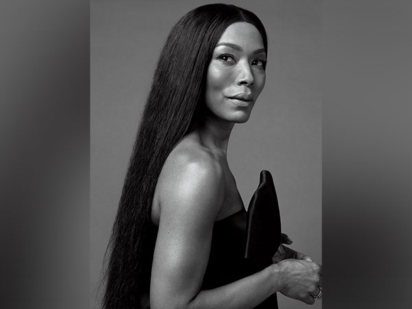 Golden Globe: Winner Angela Bassett pays moving tribute to 'Wakanda' co-star Chadwick Boseman