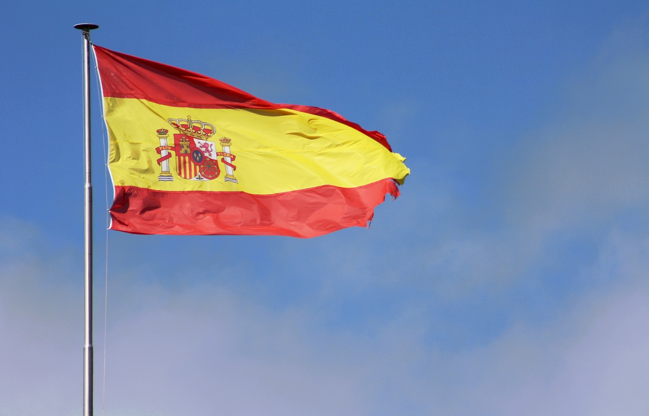 UPDATE 4-Spain votes again, seeking end to political deadlock