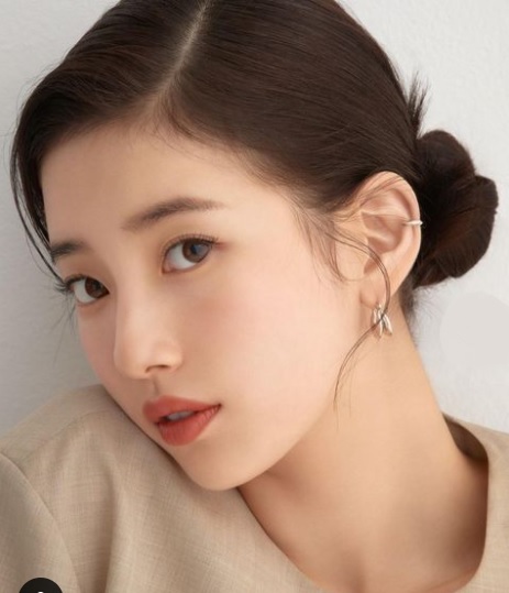 Bae Suzy gets new proposal from CLOY director to act in Netflix series!