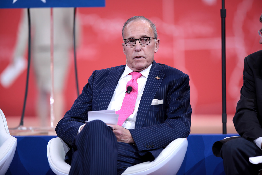 UPDATE 1-Kudlow sidesteps comment on report that Trump could delay, block tariff on Chinese goods