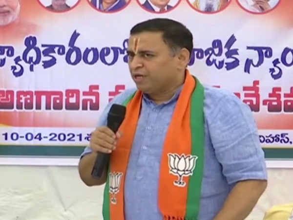 YSRCP leaders cheating people by submitting fraudulent Hindu Certificates: Andhra BJP Co-Incharge Sunil Dheodhar