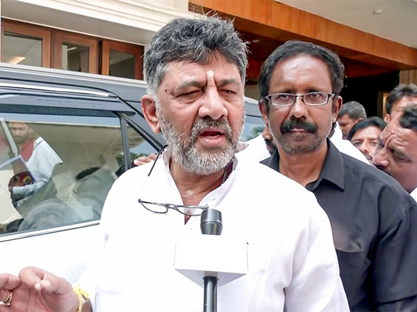 Kumaraswamy's only job is to criticize, says Karnataka DyCM DK Shivakumar