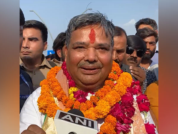 "Lotus will bloom in Mainpuri," says BJP candidate Thakur Jaiveer Singh