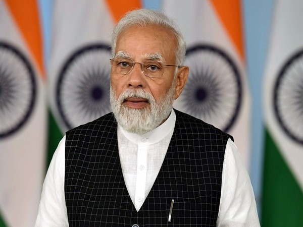PM Modi addresses with over 700 members of Indian diaspora in Japan