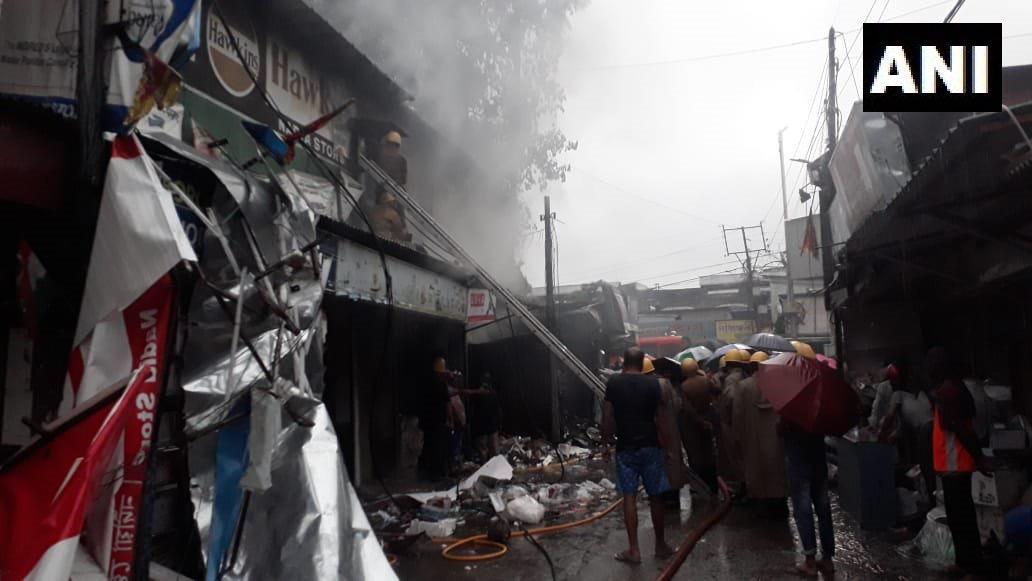 West Bengal: Fire breaks out in Siliguri's Bidhan market 