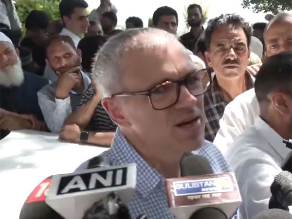 Omar Abdullah Commends Supreme Court Stay on Kanwar Yatra Order: Questions BJP's Stance on Amarnath Yatra