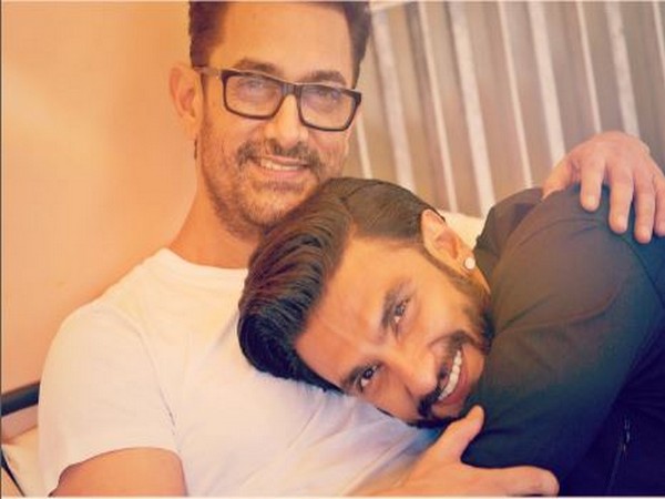 Ranveer Singh gives warm hug to Aamir Khan in latest pic