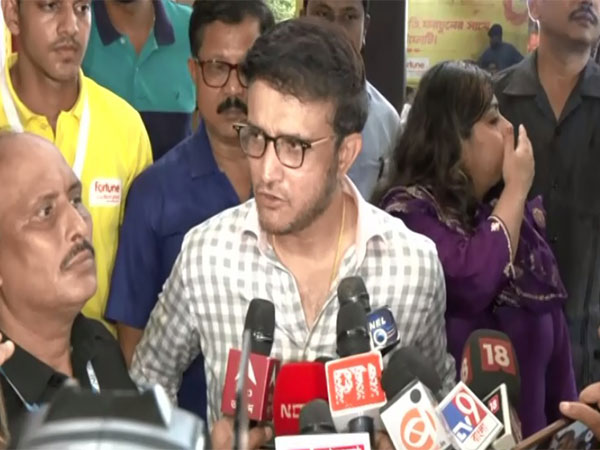 Sourav Ganguly Leads Candlelight Protest Demanding Justice for Rape Victim