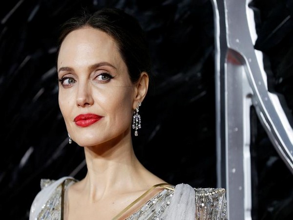 Angelina Jolie helps British kids raising charity for Yemen crisis through surprise donation