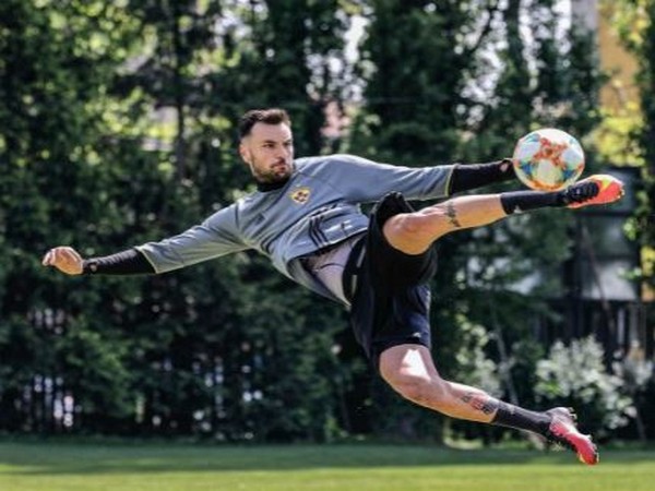 ISL: SC East Bengal rope in Slovenian midfielder Amir Dervisevic