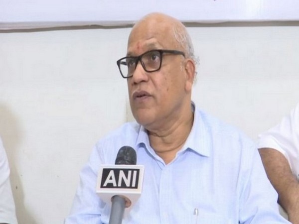 BJP-led Goa govt's claim of 100 pc Covid vaccination an addition to its pack of lies: Digambar Kamat 