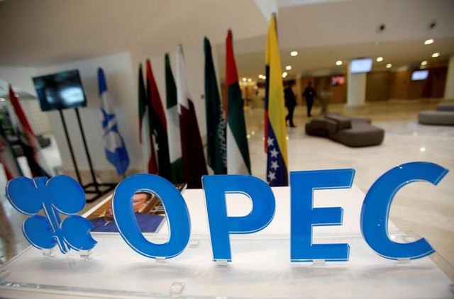 OPEC lowers estimate for global oil demand  due to slower economic growth and US shale output growth