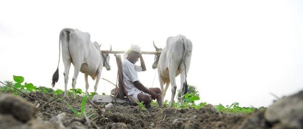 Thousands of Farmers from across India begin converging in Delhi for two-day protest rally