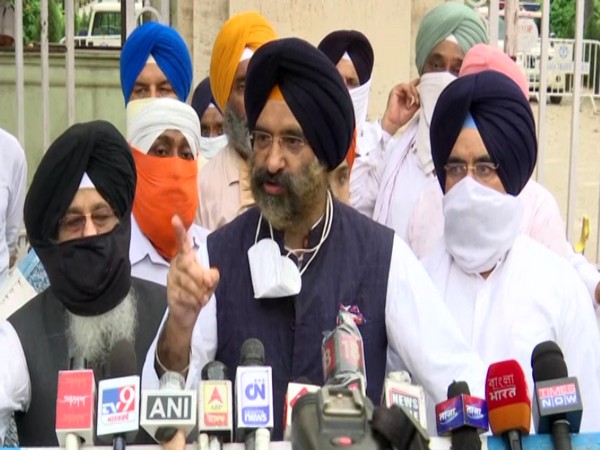 Howrah court remanded Balwinder Singh to 8-day police custody, Sirsa meets Governor to demand case against cops