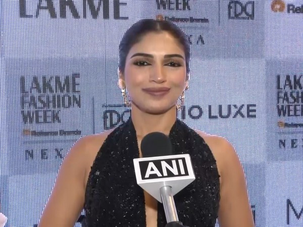 Bhumi Pednekar Dazzles at Lakme Fashion Week with Stunning Ensemble